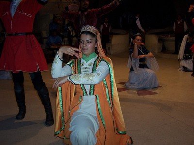 spettacolofolcloristicocappadocia2.jpg
